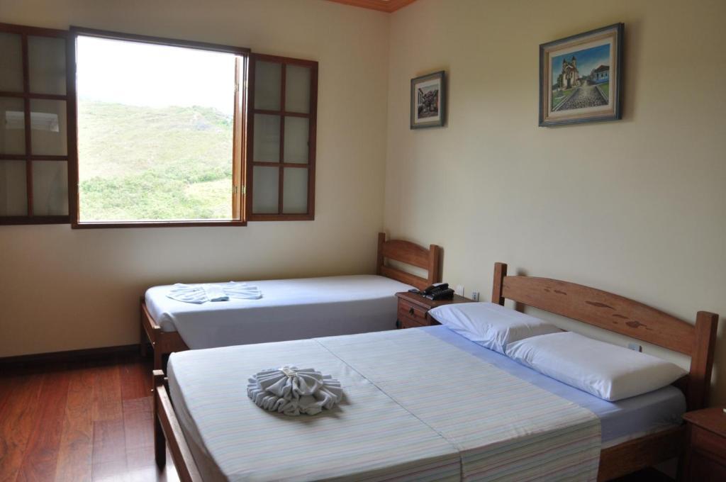 Pousada Rainha dos Anjos Mariana Quarto foto